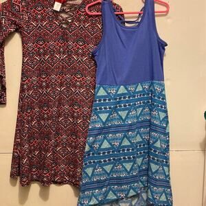 2 Girls dresses
